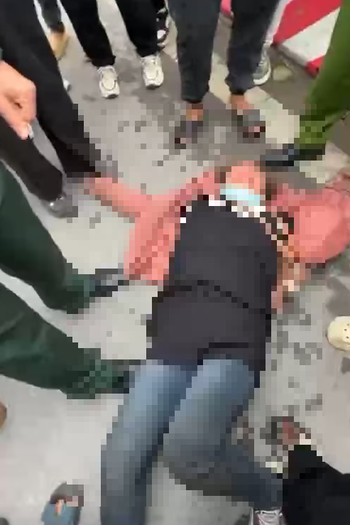 Ngay lúc này tại cầu Cốc Lếu – Phường Lào Cai. Video👇👇