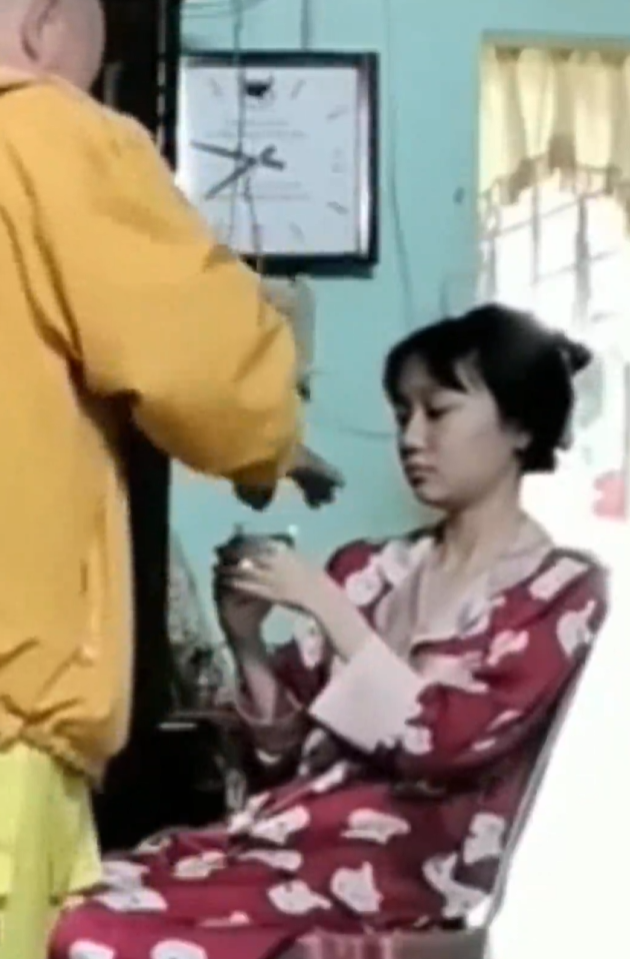 Vide-0 Không biết vong xuất chưa cả nhà