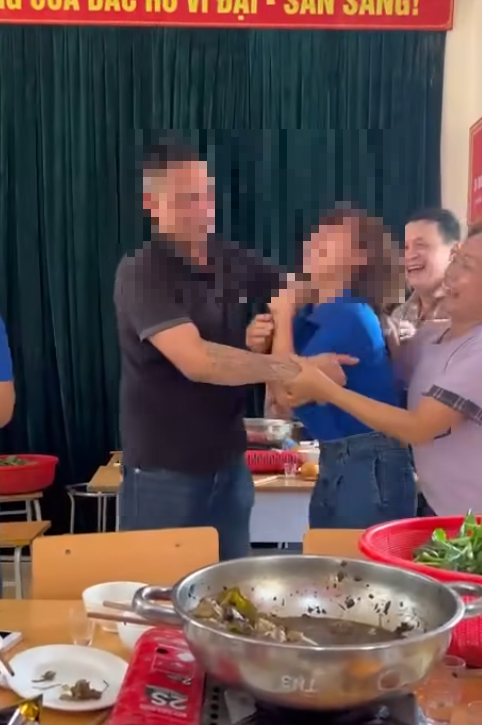 VIDE-O THÔI XONG, THẾ NÀY CÓ NHÀ SẮP CHÁY