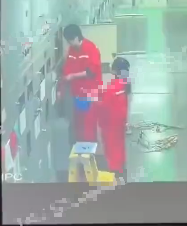 [VIDEO] Thợ thầy cũng không thoát khỏi đúng sinh nghề ☠️ nghiệp