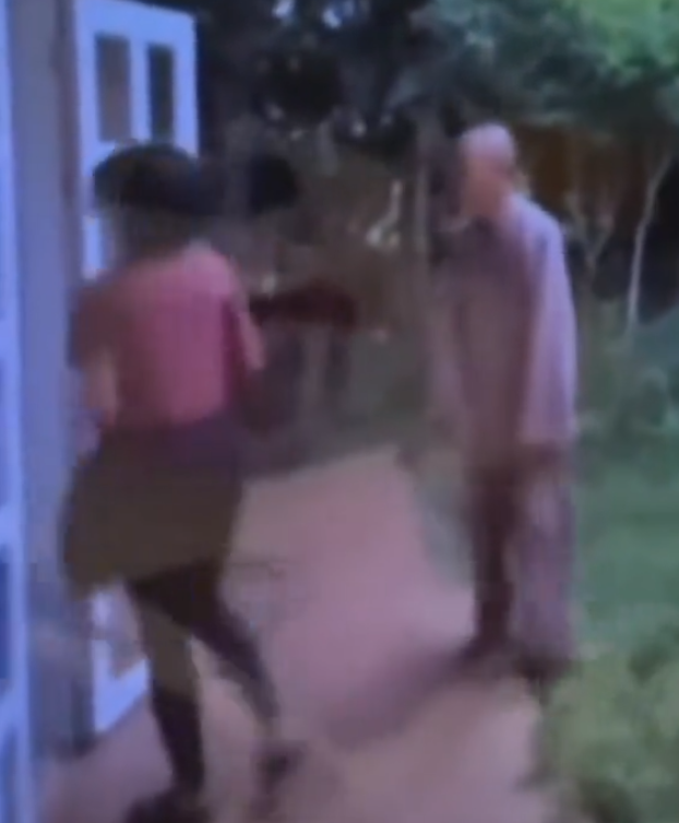 Khi yêu say đắm ,thế mà mới dừng lại sao nỡ lòng nào 👋 Khầy