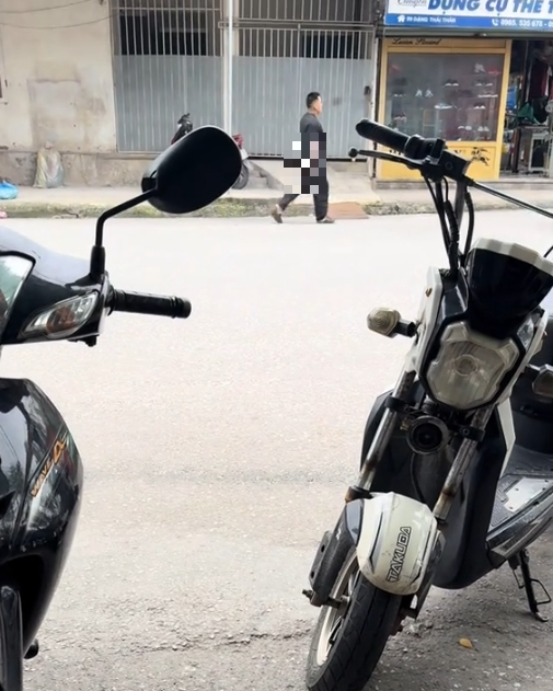 Nghệ An: Đang ngồi uống cà phê trên đường ở TP Vinh cũ, người đàn ông b! một thanh niên  🔪🩸tóe tung