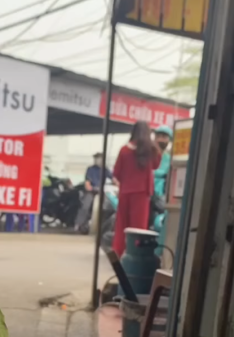 ĐẮNG LÒNG Người ta ra đường sợ nhất va chạm giao thông, còn anh sợ nhất va phải sự phản bội