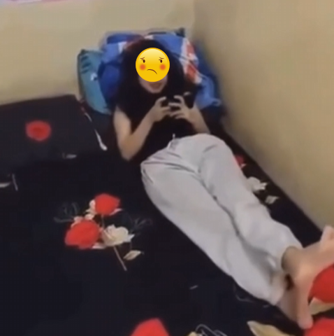 Bắt quả tang ny đang gãi ngứa… và cái kết🥹