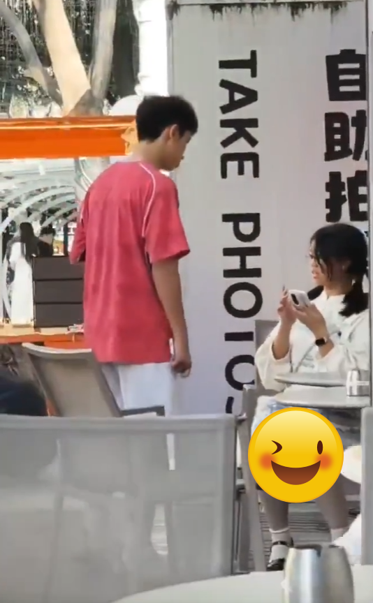 Đi xin infor mà mang theo 🔫 chj zậy thanh niên 🫣.