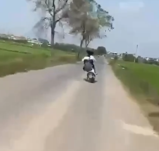 SỢ LUÔN ! Mấy con ba’o này đi kiểu này