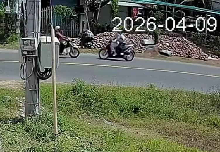 Bến Tre: Xong luôn…vạch liền mà đi kiểu này