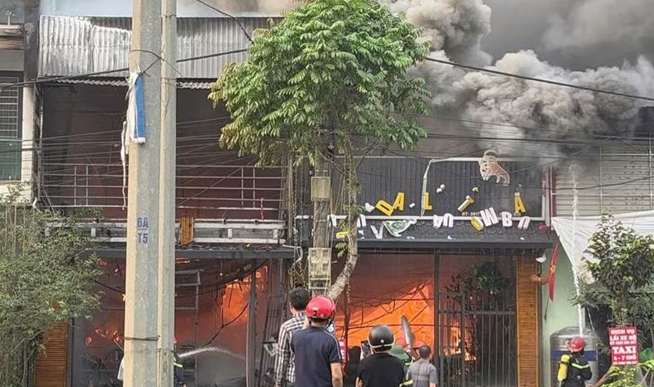 Mâu thuẫn sau ly hôn