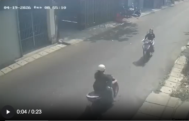 Không hiểu chạy kiểu gì