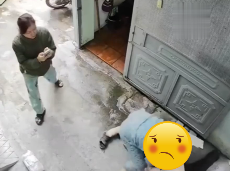 Thốn giùm…